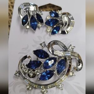 Vintage Crown Trifari Set